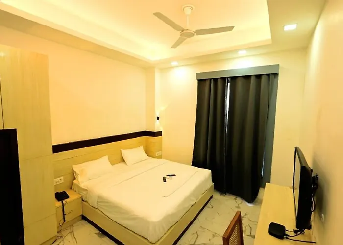 Hotel Prago By Green Deer Varanasi
